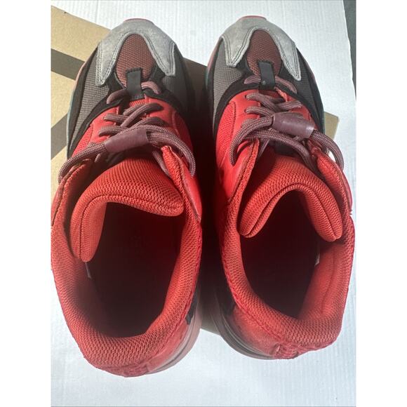 Size 11.5 -Yeezy Boost 700 Hi Res main image 7